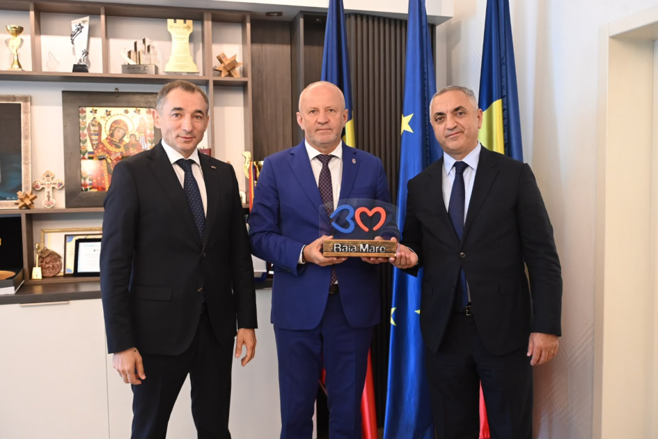 Xankəndi, Ağdərə və Xocalı  Rumıniyanın şəhərləri ilə 