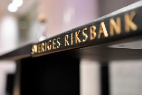 İsveç Mərkəzi Bankı uçot dərəcəsini 