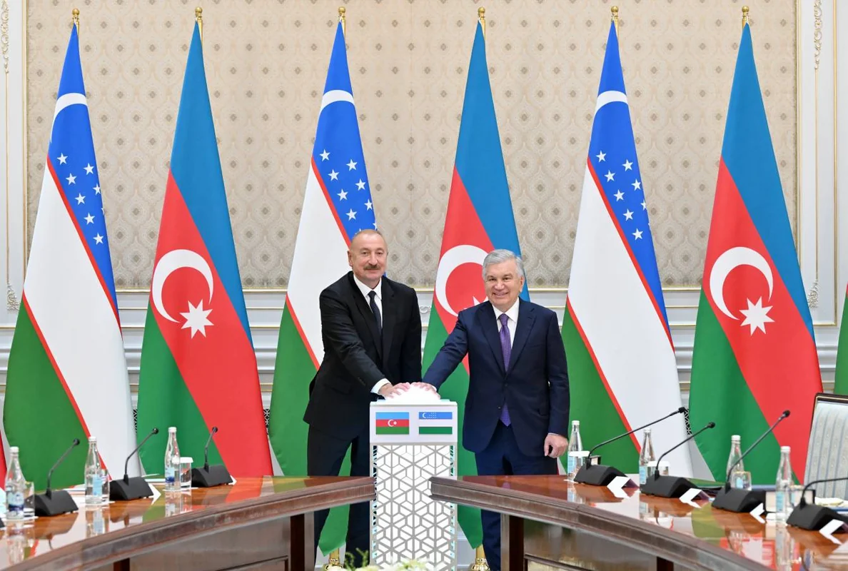 Azərbaycan və Özbəkistan prezidentlərinin iştirakı ilə "ABB Davr Bank" layihəsinin 