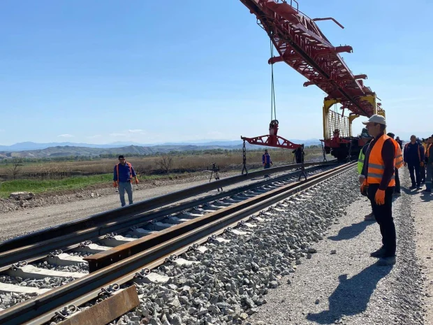Cəbrayılda dəmir yolu xəttinin tikintisinə 