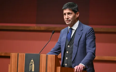 Bu gün Kevin Uorşun çıxışından 
