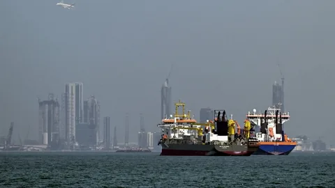 Fars körfəzində tanker fraxtı sutkada 650 min