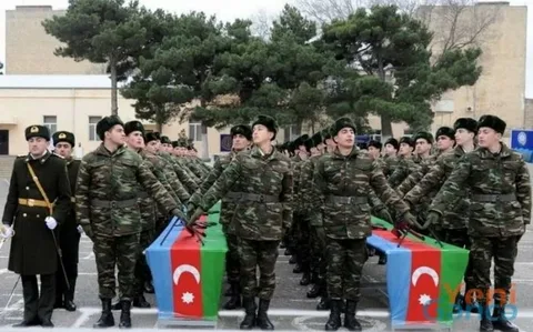 Prezident həqiqi hərbi xidmətlə bağlı 