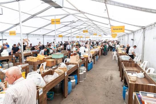 Bal yarmarkasında iştirak üçün 