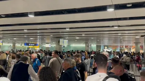 Böyük Britaniya aeroportları nasazlıq səbəbindən 