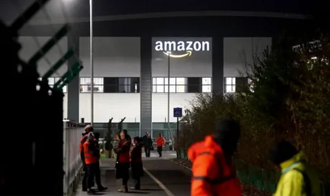 Amazon tarixində ilk dəfə funt sterlinqlə 
