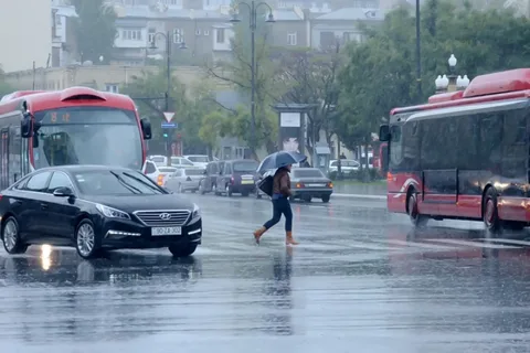 Sürücülərə xəbərdarlıq: Sabah bəzi rayonlarda 