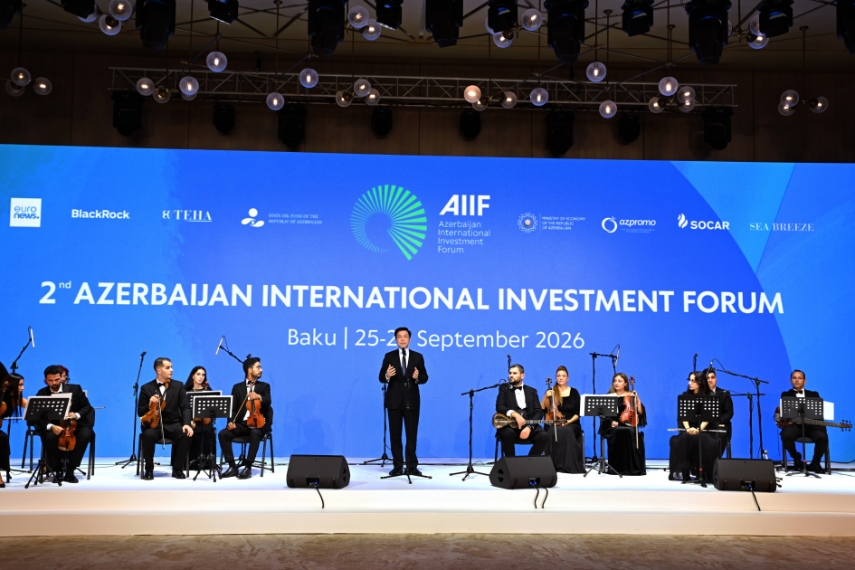  Forum çərçivəsində qala gecəsi 