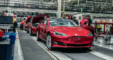 Tesla Almaniyadakı zavodunda əməkhaqlarını 