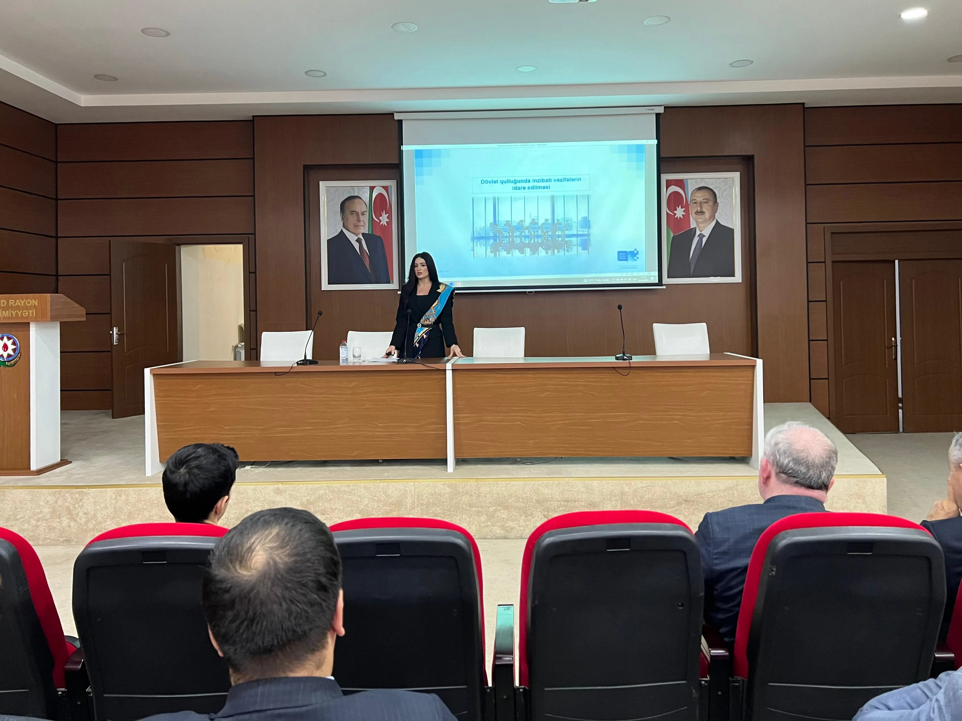 DİM regionlarda dövlət qulluqçuları üçün 