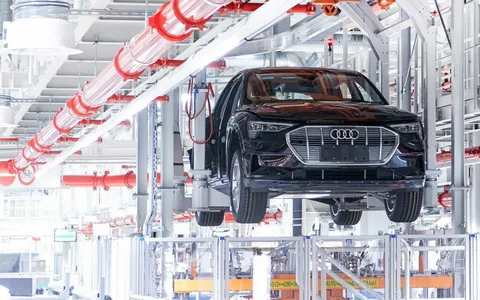 Audi ABŞ-da ilk zavodunu