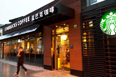 "Starbucks" Çində yeni qayda 