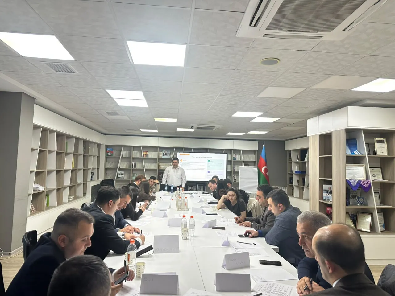 Nazirlik əməkdaşları üçün məlumat savadlılığı və analitik düşüncə  